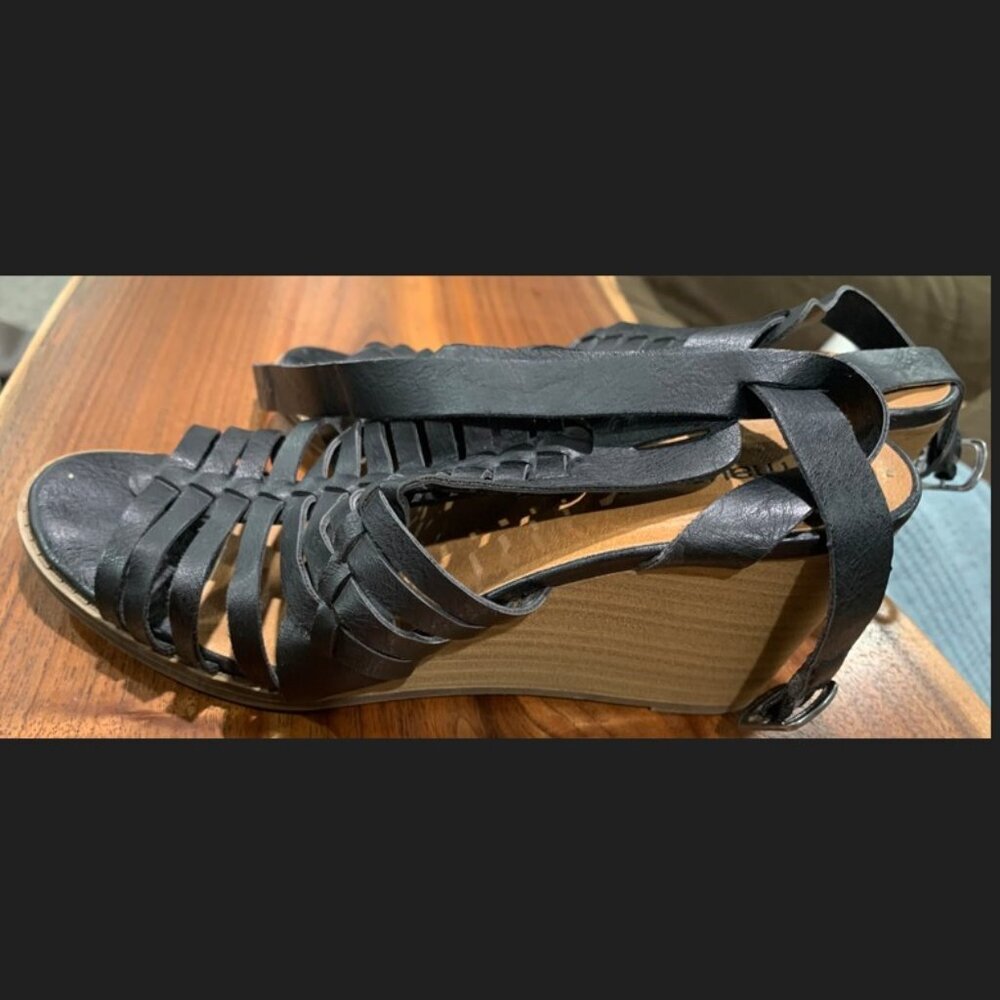 Maurice’s - Black Strappy Wedge Sandals